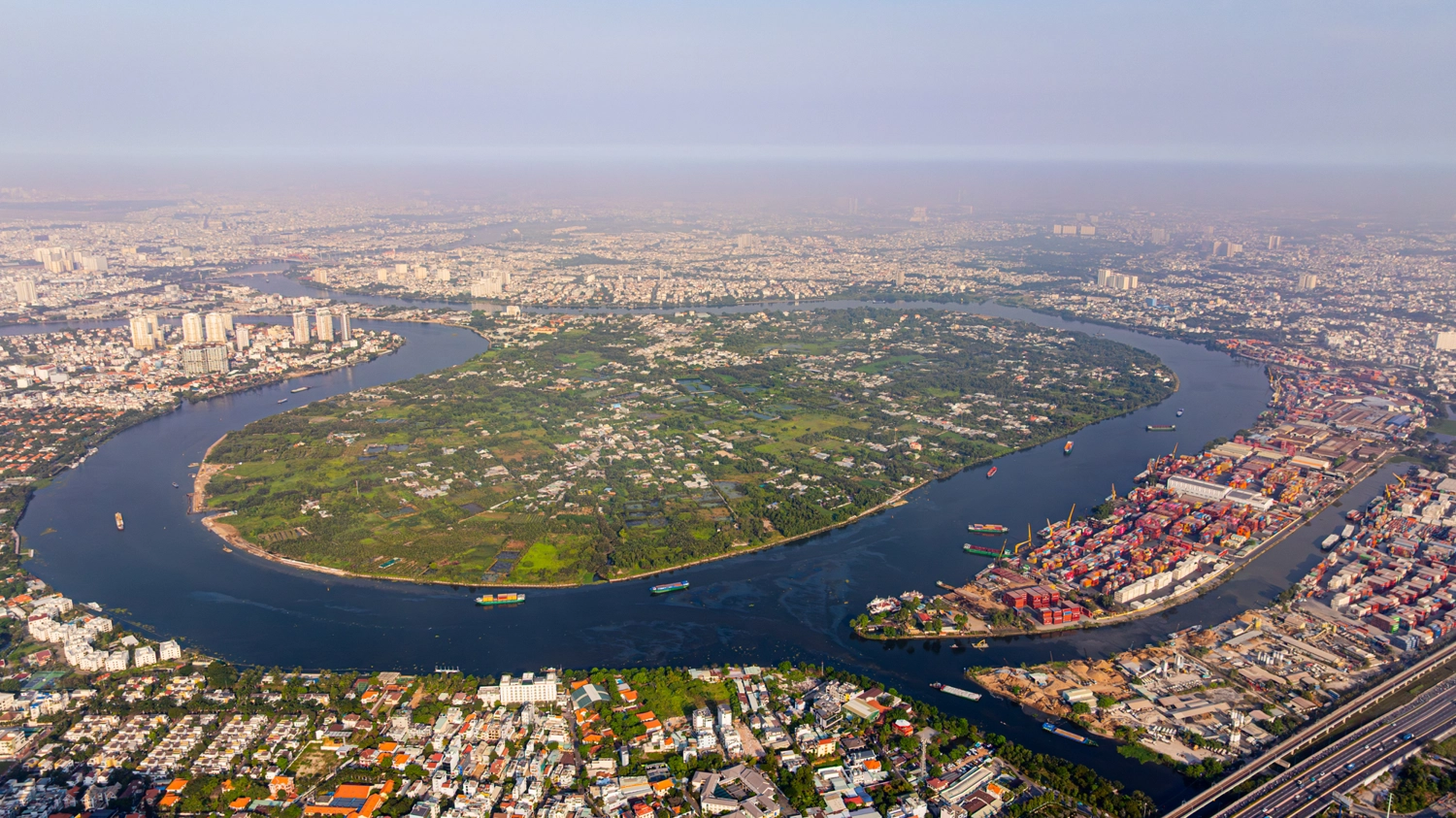 To&agrave;n cảnh b&aacute;n đảo B&igrave;nh Quới - Thanh Đa