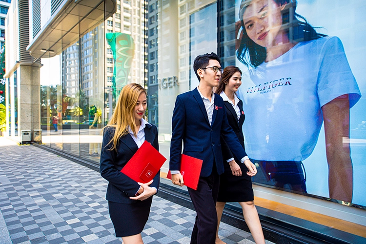 Tác phong chuyên nghiệp của môi giới nhà phố